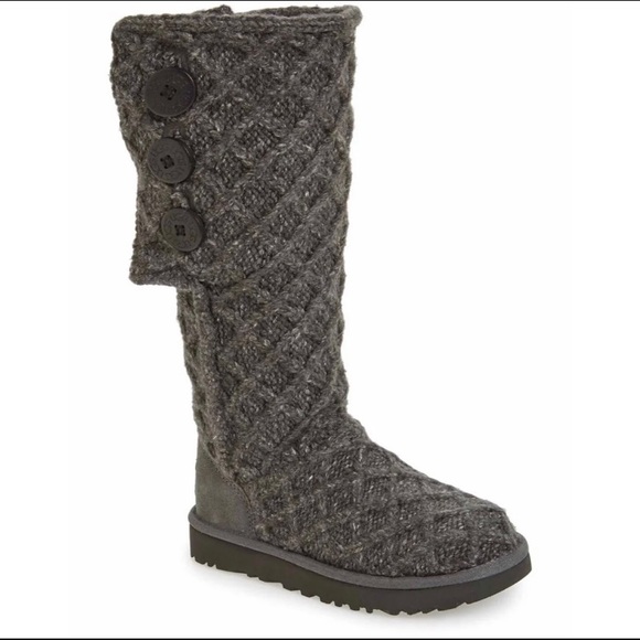 UGG Shoes - UGG Classic Lattice Cardy Knit Boot Size 9
